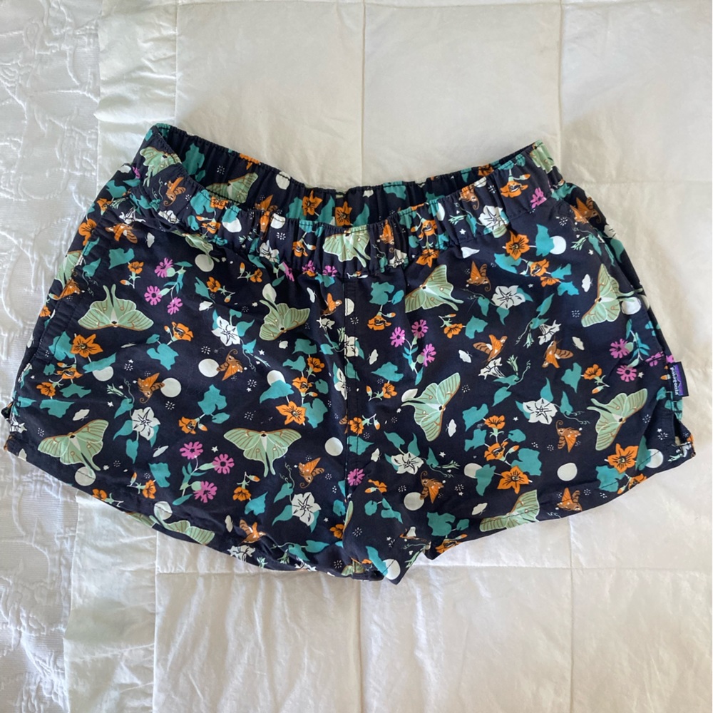 Patagonia baggies. Small